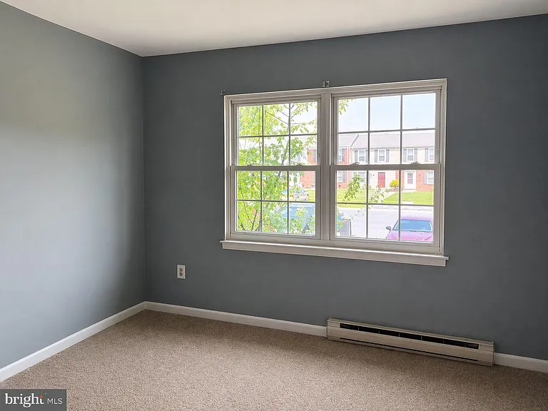 75 Grand Dr — Photo 8