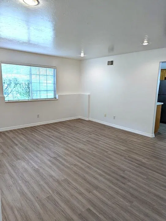 2 bed, 1100 sqft, $1,480 — Photo 2