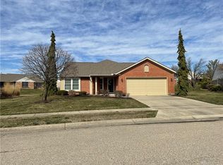 1235 Bridle Path Ct, Miamisburg, OH 45342