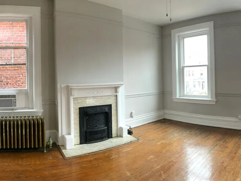 2522 Grove Ave #2 — Photo 3