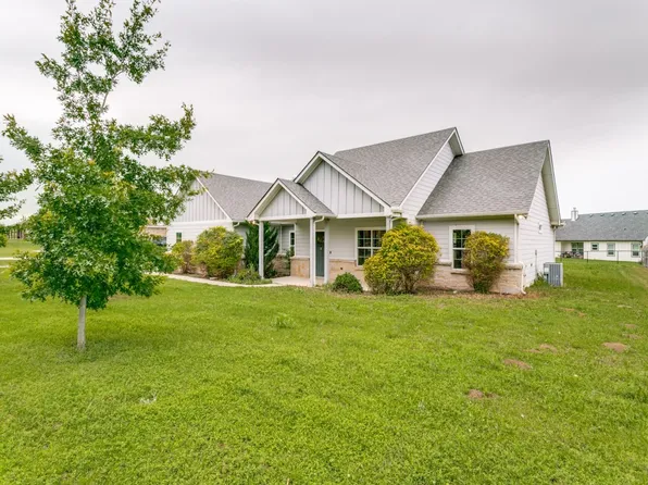 231 Olde Towne Rd, Paradise, TX 76073