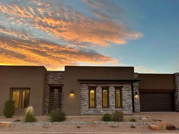 5 Abierto Way, Santa Fe, NM 87506