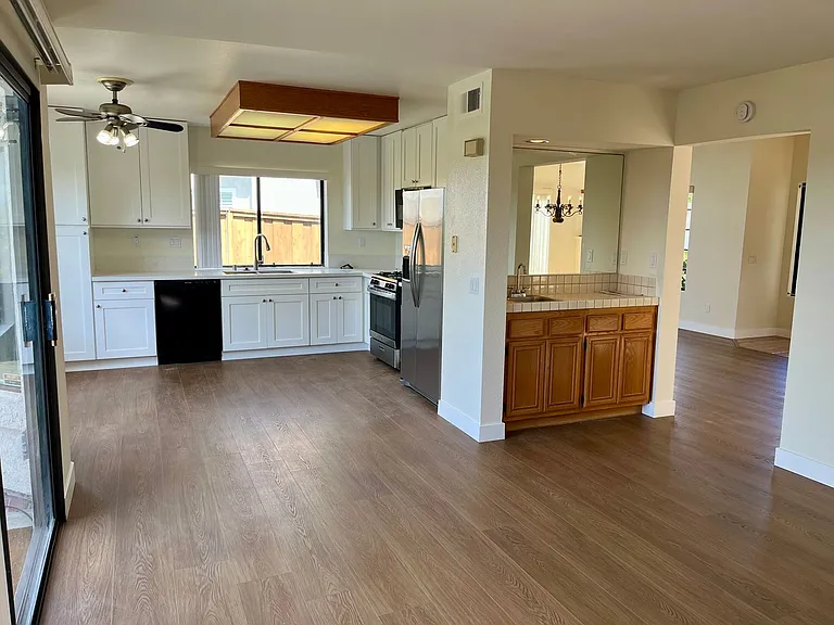 4123 Sturgeon Ct — Photo 9