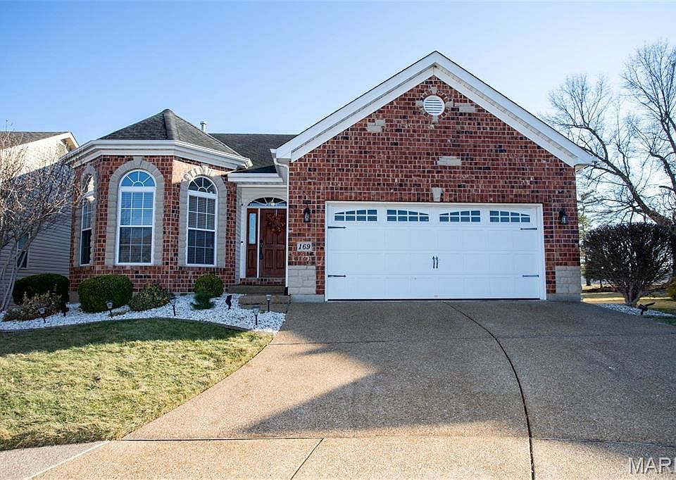 1st image of 169 Blue Water Dr