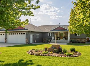 2111 Robins Nest SE, Alexandria, MN 56308