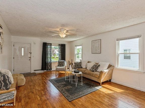 5th image of 906 Kingsley Ave