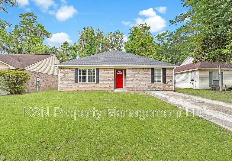 7331 Leghorn St — Photo 2