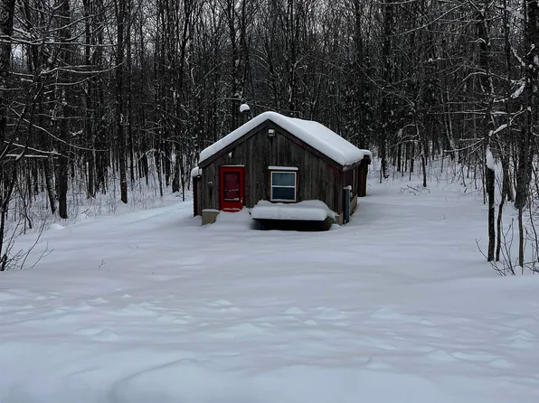 11505 Shannon Rd, Tipler, WI 54542