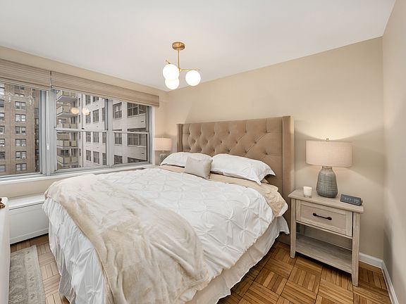 5th image of 15 W 72nd St APT 11U