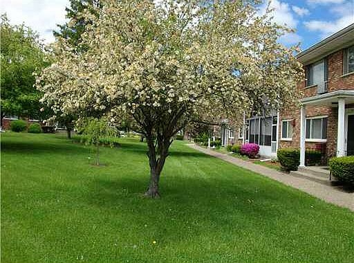 2nd image of 810 Blooming Grove Tpke APT 35