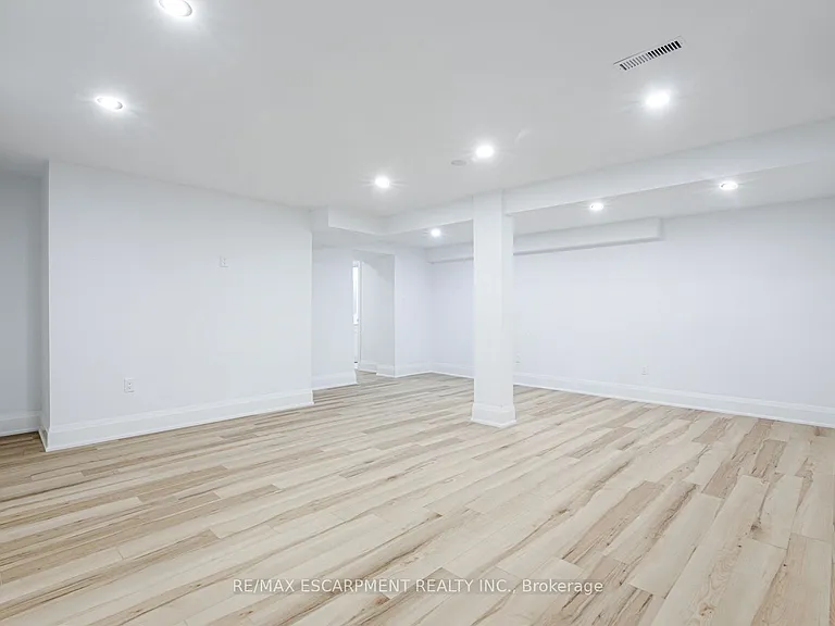 2104 Mississauga Rd — Photo 42