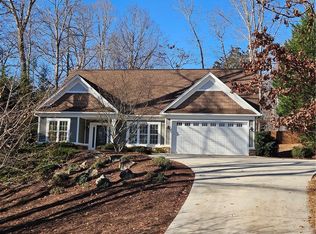 3476 Edgewood Cir, Gainesville, GA 30506