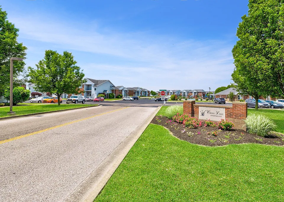 Cross Lake Apartments