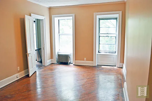 Rented by Halstead Real Estate | media 27