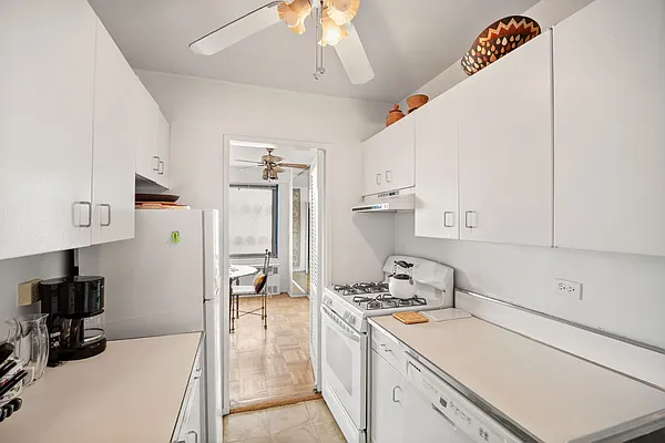 Rented by Compass | media 3