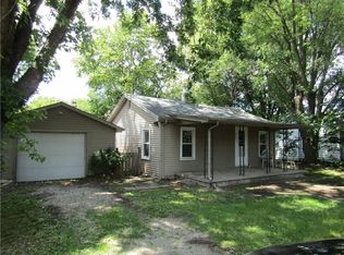 5016 N Adkins St, Columbus, IN 47201