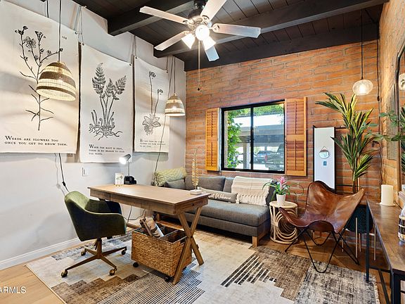 4th image of 3032 N 32ND Street #61