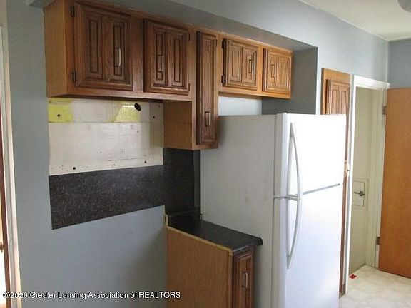 3rd image of 2304 Clifton Ave