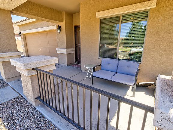 5th image of 1176 W PAISLEY Drive
