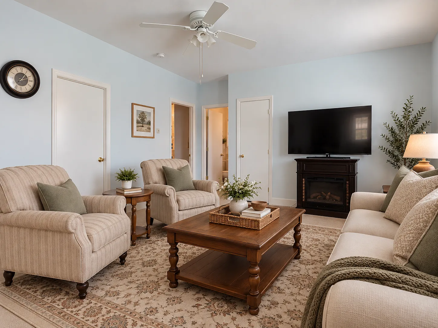 2 bed, 1.0 bath, 912 sqft, $2,000 — Photo 1