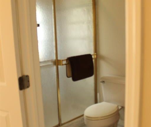 5th image of 817 Jefferson Ave #1