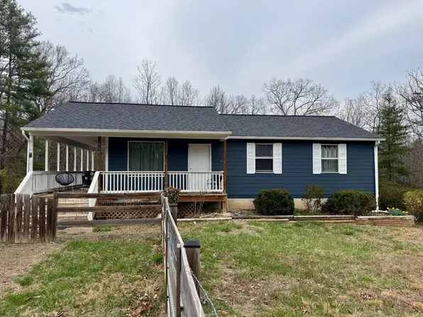 328 Spikes Dr, Aroda, VA 22709