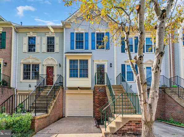 7804 Gum Springs Village Dr, Alexandria, VA 22306