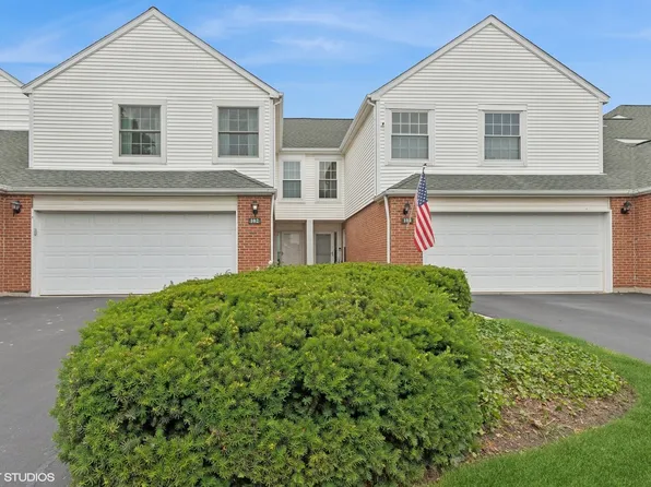 102 Hemstead St #32C, Lake Bluff, IL 60044