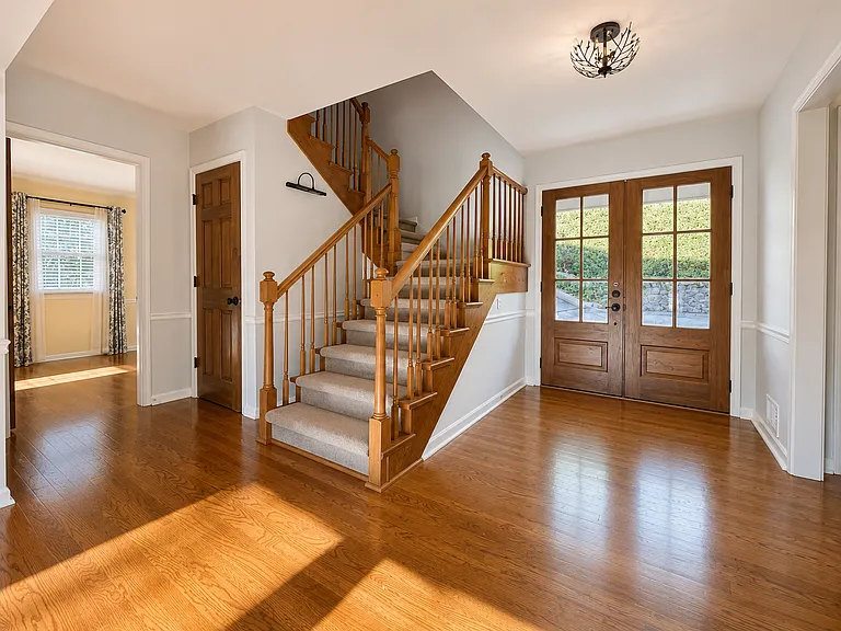 8710 Mount Rushmore Dr — Photo 5