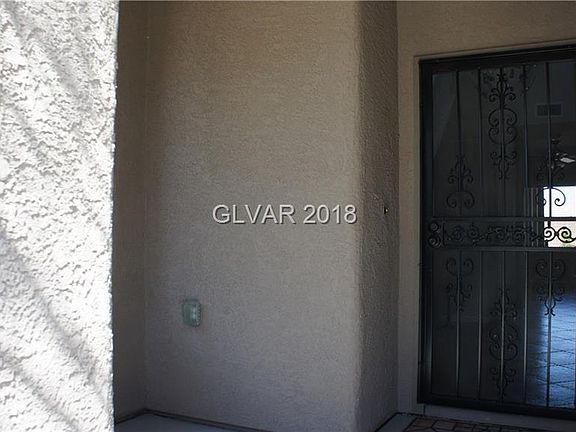 2nd image of 6866 Desert Thrasher Dr