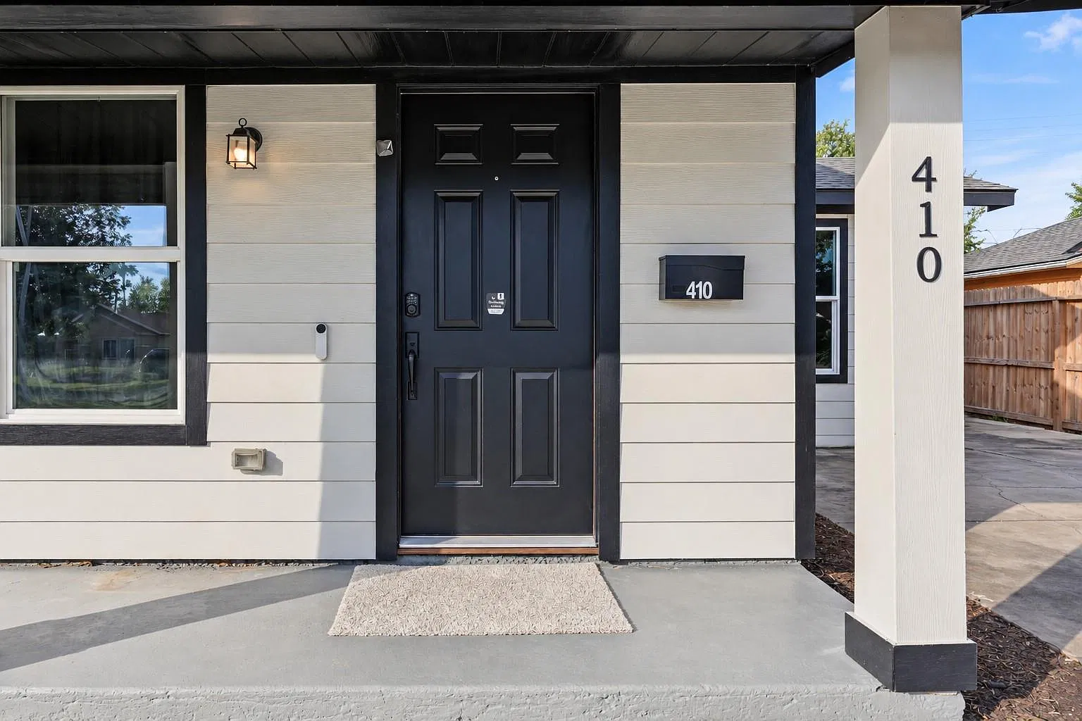 3 bed, 2.0 bath, 1480 sqft, $2,100 — Photo 2