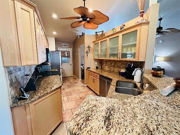 3rd image of 6341 SW 104th Ln