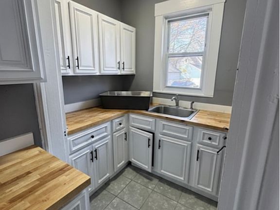 3rd image of 29 Bristol St #1