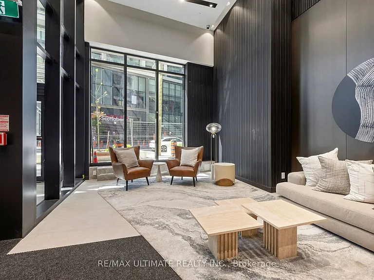 20 Soudan Ave #3411 — Photo 3