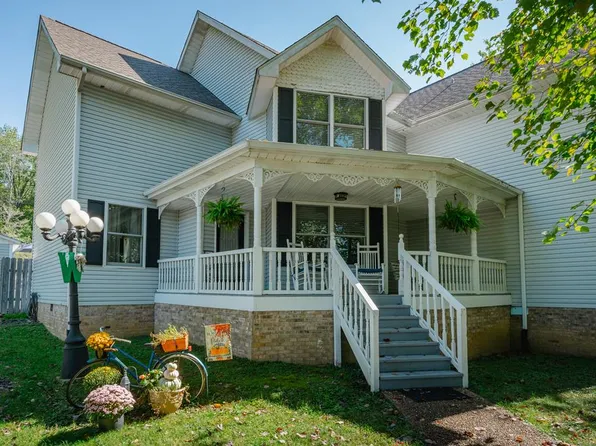 1010 Hopkinsville Rd, Earlington, KY 42410