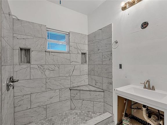4th image of 8715 Green St