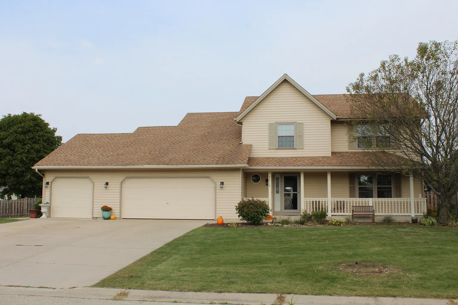 2216 1st Cir photo 1