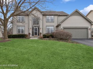 7341 Prescott Ln, Gurnee, IL 60031