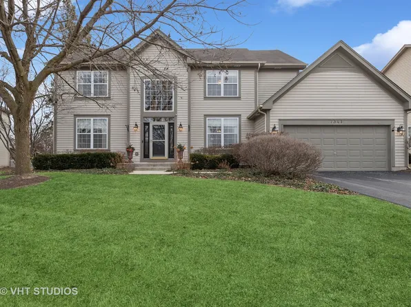 7341 Prescott Ln, Gurnee, IL 60031