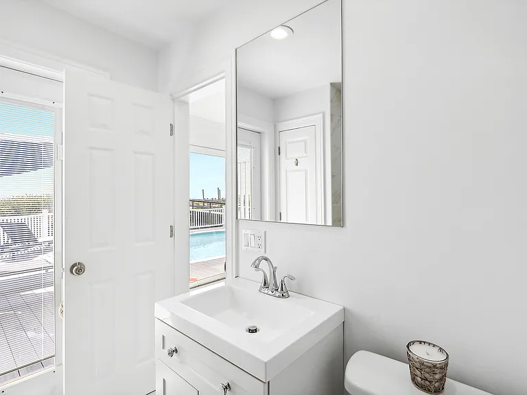 829 Dune Rd — Photo 13