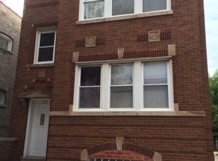 3134 W Addison St #1, Chicago, IL 60618