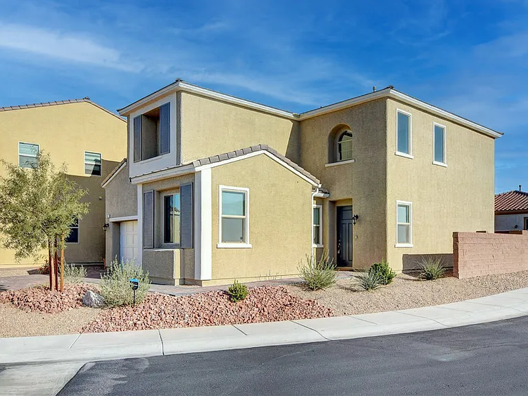 237 Zenobia Ct — Photo 40