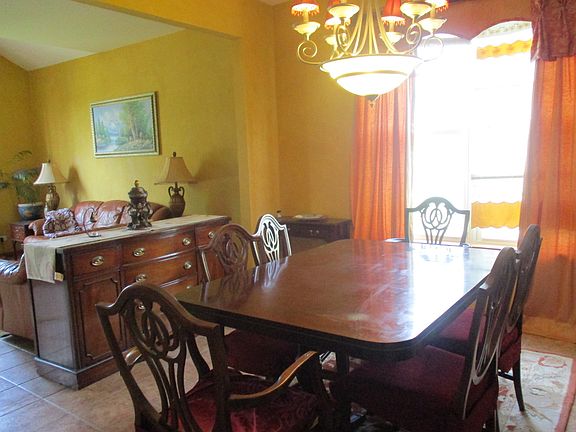4th image of 1154 Moore Ct