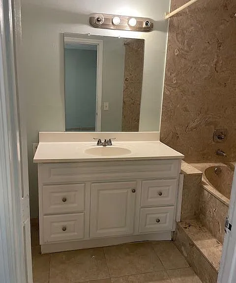 8 Crossings Cir #A — Photo 15