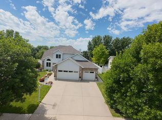 2515 33rd St S, Fargo, ND 58103