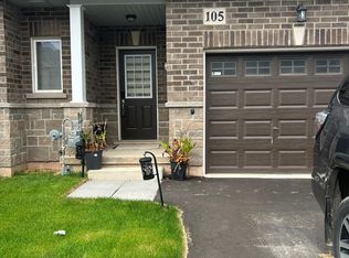 105 Pinot Cres, Hamilton, ON L8E 0J9