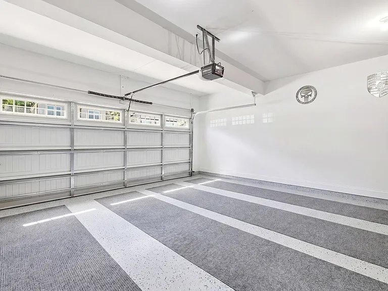 4435 Sunset Dr — Photo 23