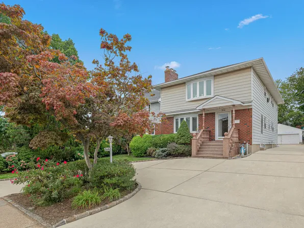 364 Nassau Blvd, West Hempstead, NY 11552
