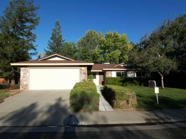 1404 Mallard Ln, Roseville, CA 95661