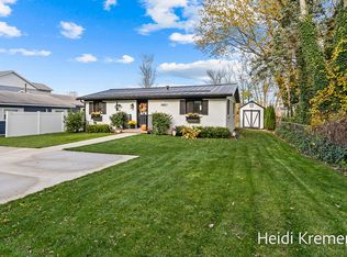 16851 Carlson St, Spring Lake, MI 49456